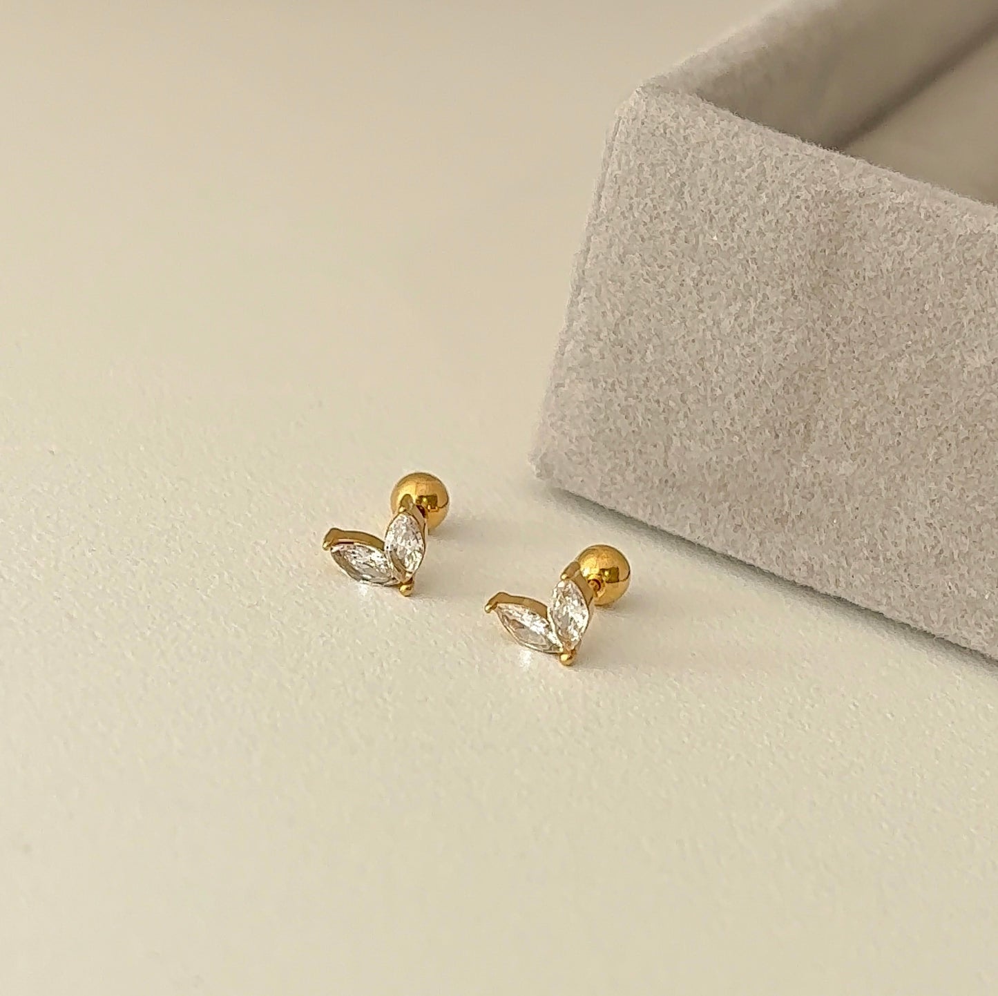 Mimi ball back mini studs