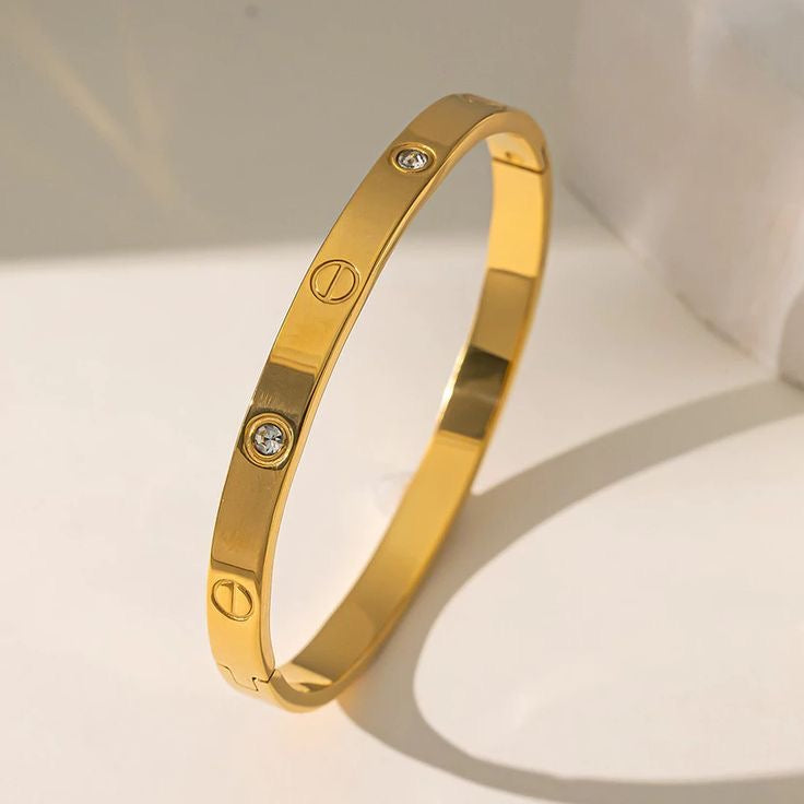 Classic Icon Bracelet (Small wrist)