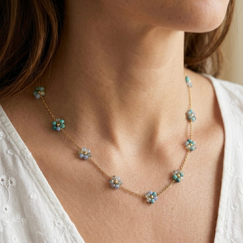 Blue flowers necklace