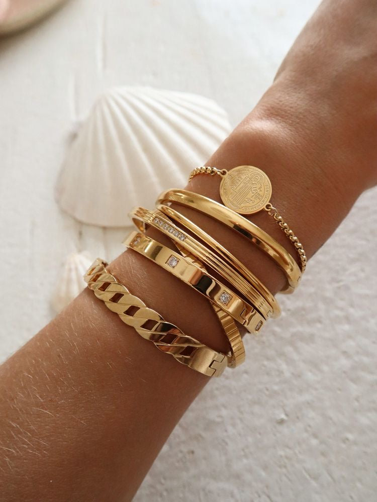 Thin Wrist Bracelets