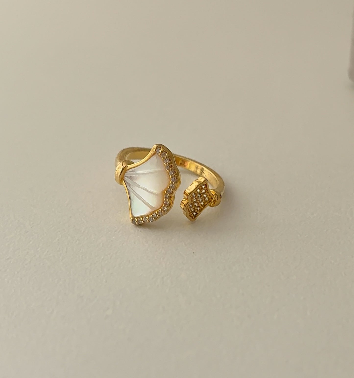 Shell petal ring