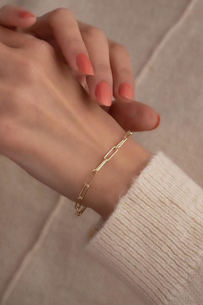 Paperclip bracelet