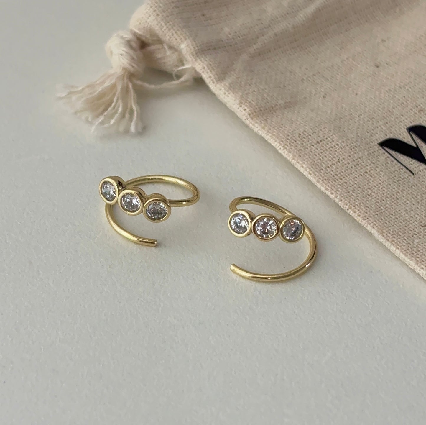 Double pierced look earring