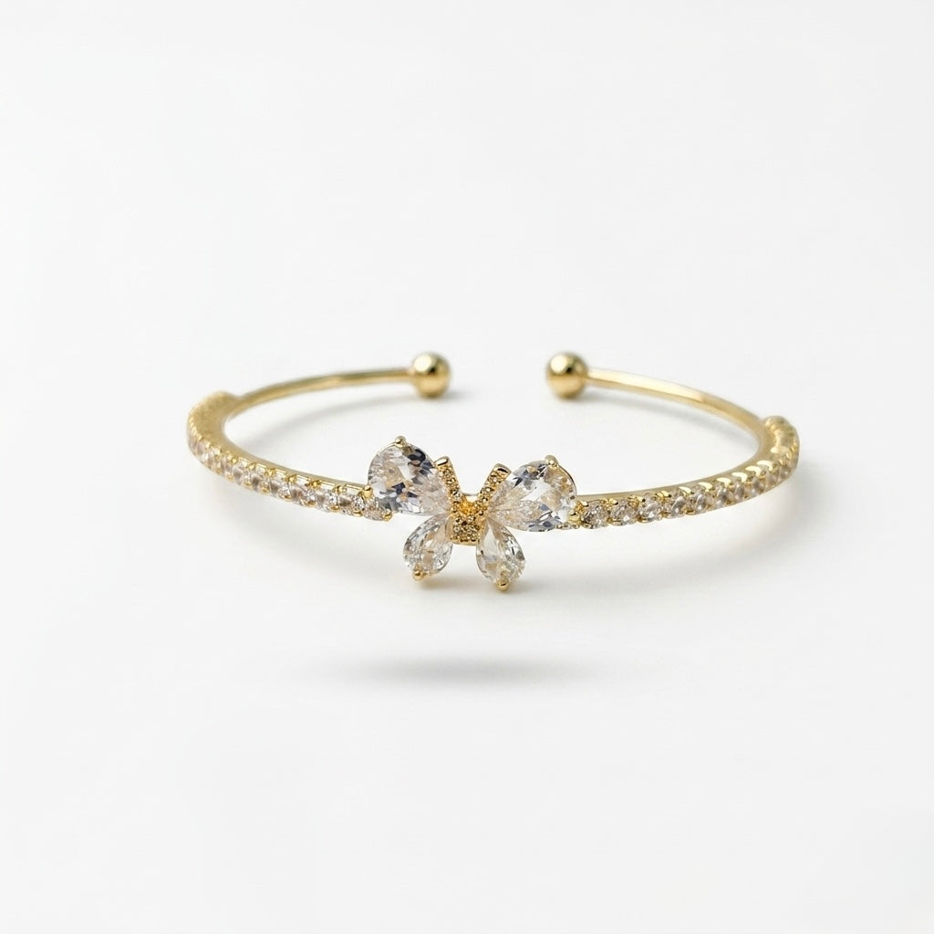 Butterfly tennis cuff