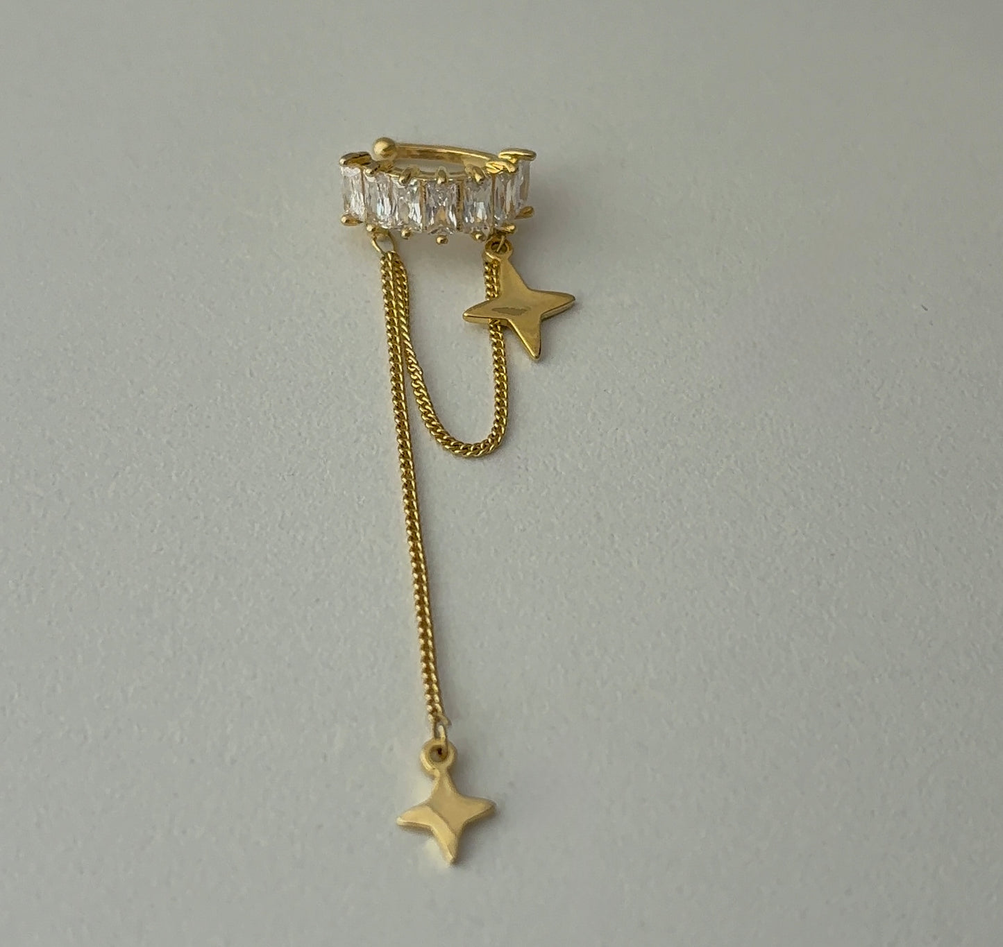 Shooting star earcuff