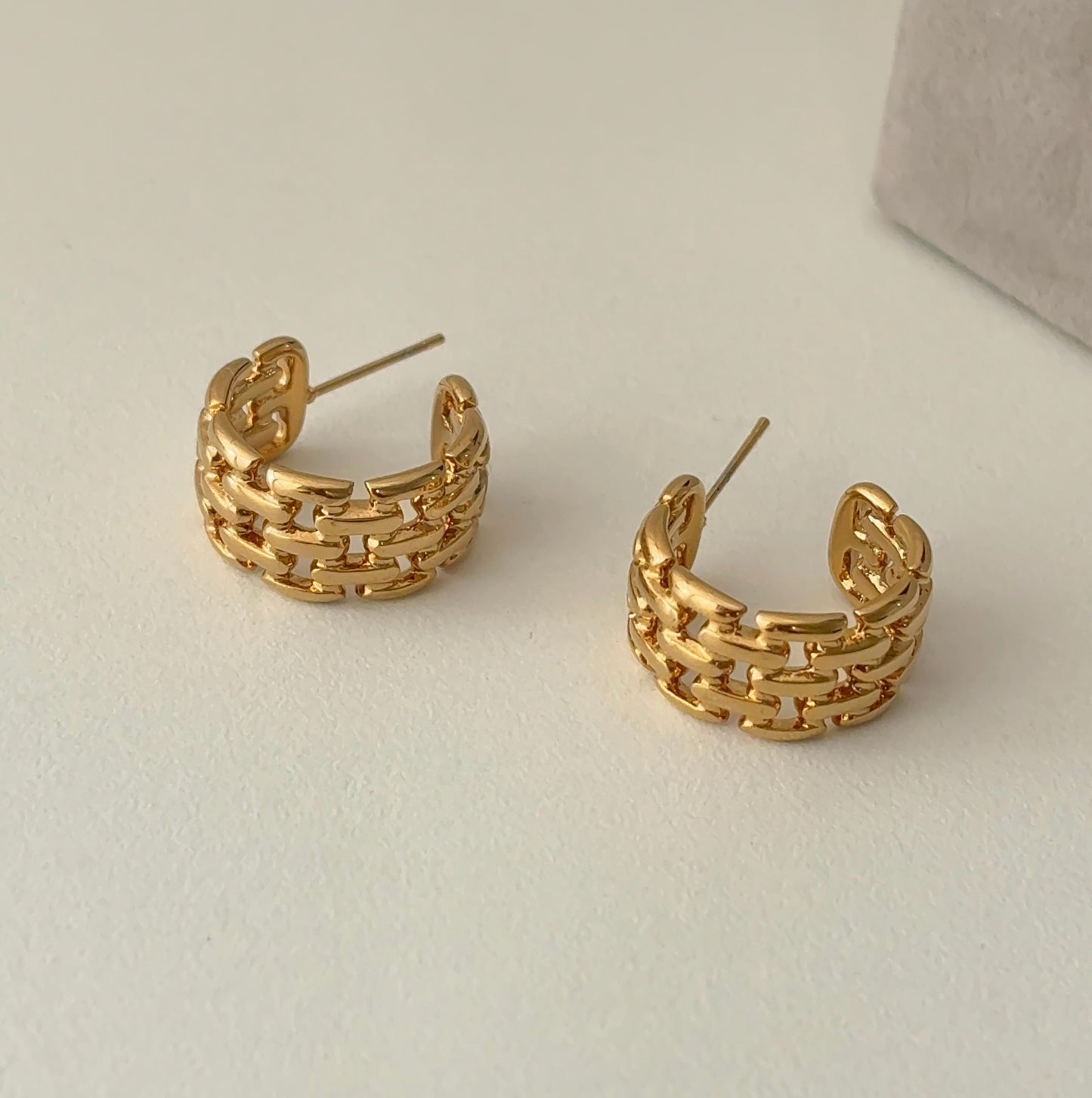 Espresso mesh hoops