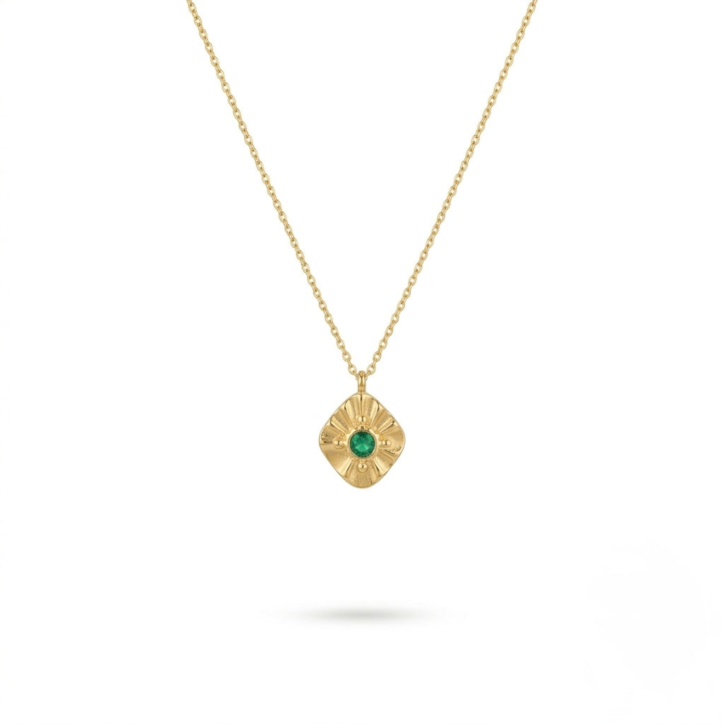 Green vintage necklace
