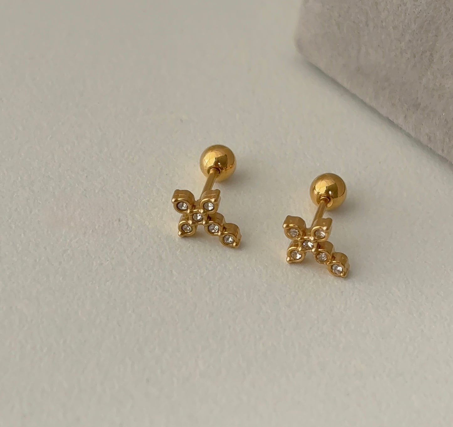 Cross mini spark ball back earrings