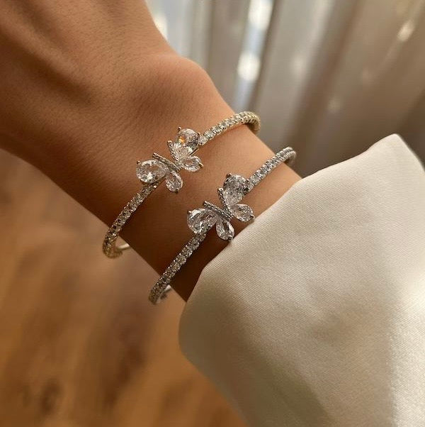 Butterfly tennis cuff