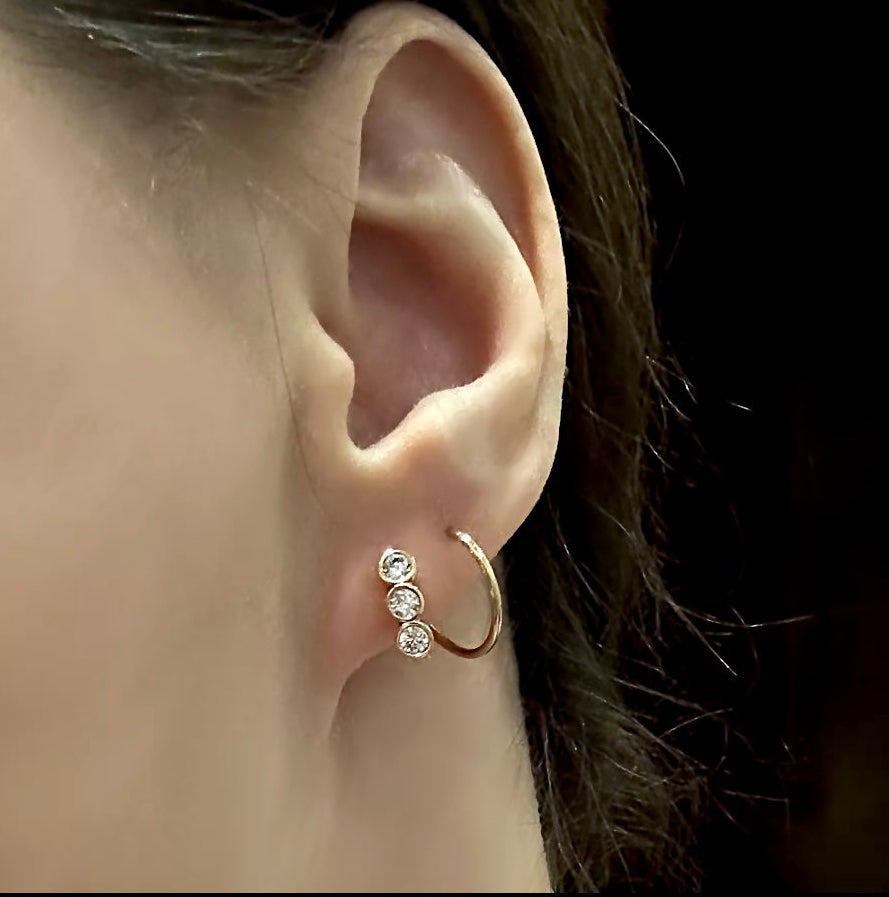 Double pierced look earring