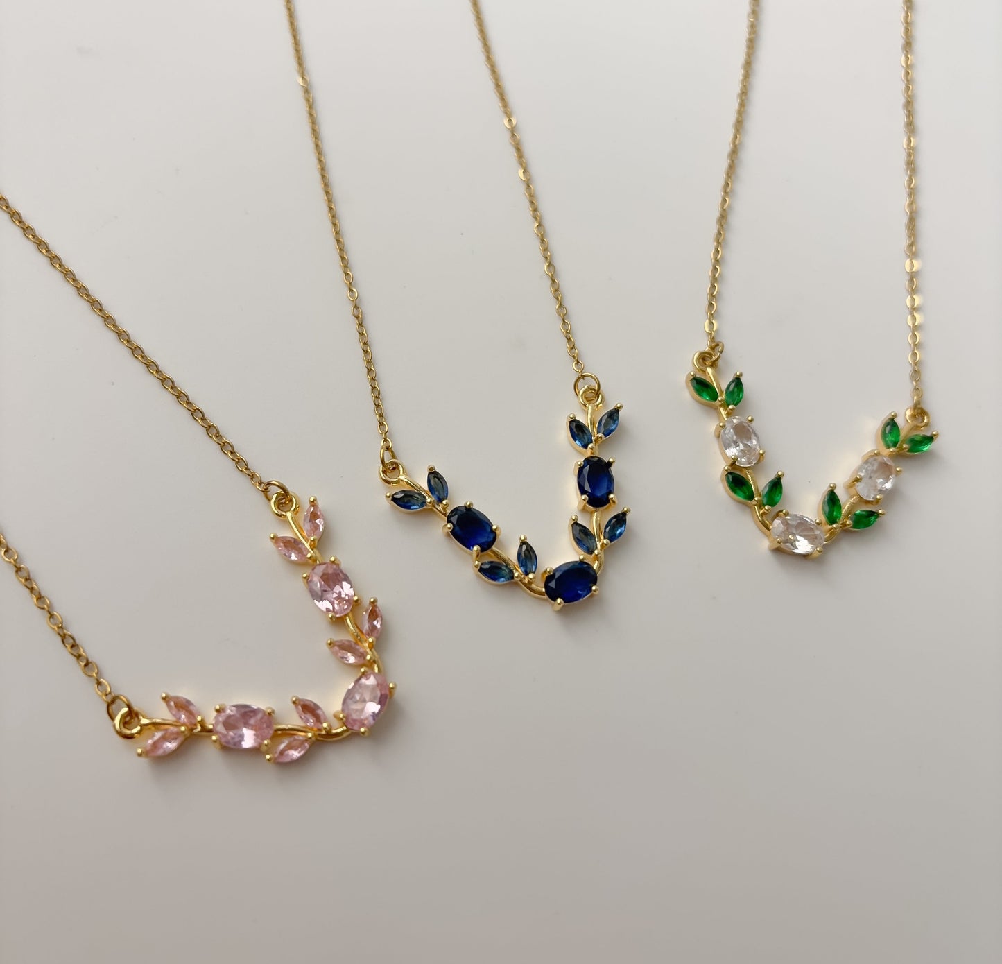 Pink tulip necklace