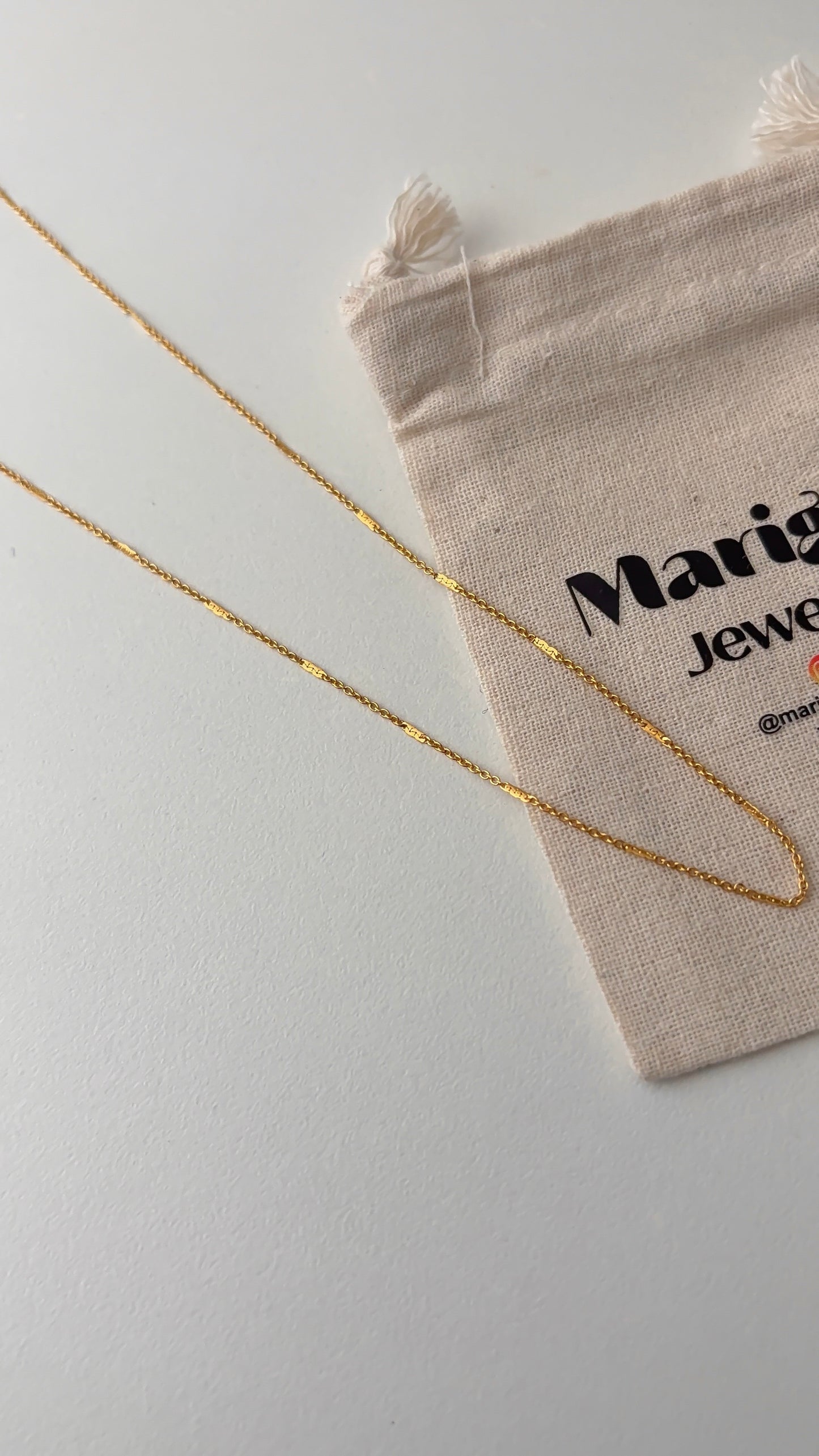 Seville textured chain